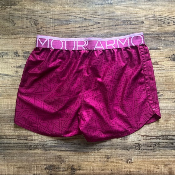 Under Armour Girls Pink Purple Geometric Print Athletic Running Shorts Size YLG - Picture 3 of 3
